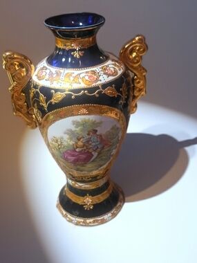 Two-handed Baluster From European Design. 18" Tall